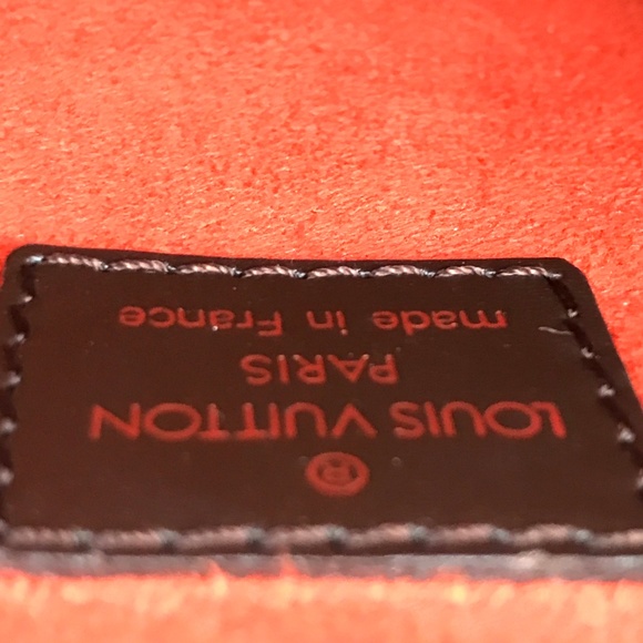 Damier Ébène Canvas Cross Body Bag - Picture 6 of 8